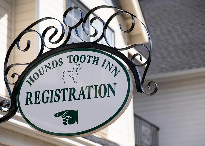 Hounds Tooth Inn